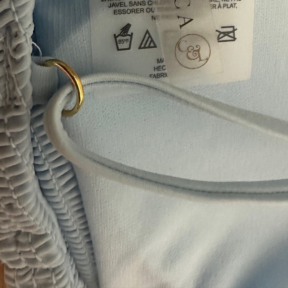 Cyn & Luca Soft Blue Textured Swim Top NWT - Picture 9 of 9